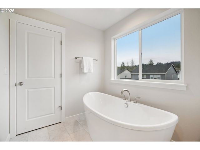 17231 Sw ATFALATI Ln, Sherwood, OR 97140