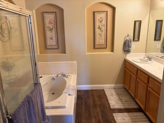 2351 Amber Falls Dr, Rocklin, CA 95765