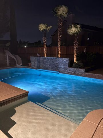 2351 Amber Falls Dr, Rocklin, CA 95765