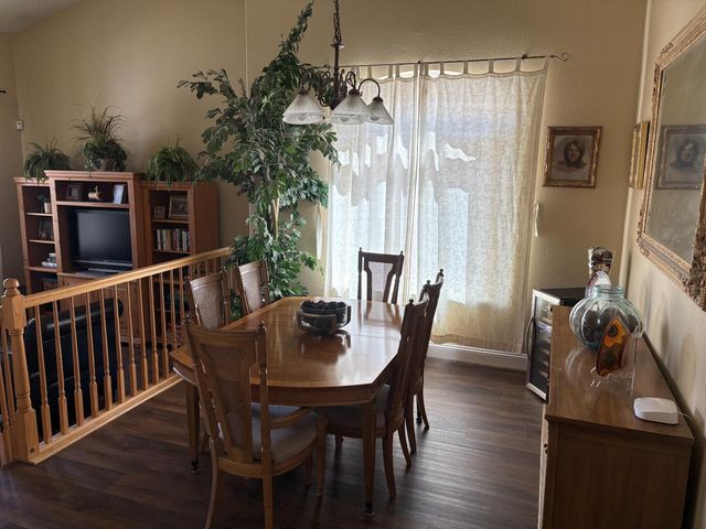 2351 Amber Falls Dr, Rocklin, CA 95765