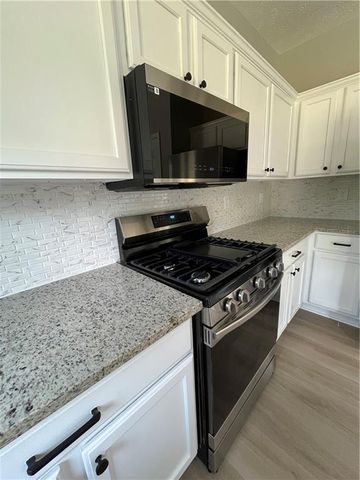 2147 Saint Albans Place, Buford, GA 30519