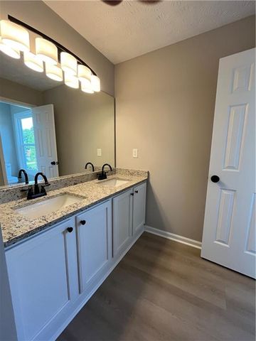 2147 Saint Albans Place, Buford, GA 30519