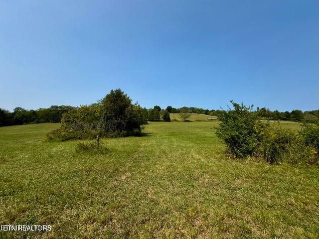 327 Thompson Rd, Madisonville, TN 37354