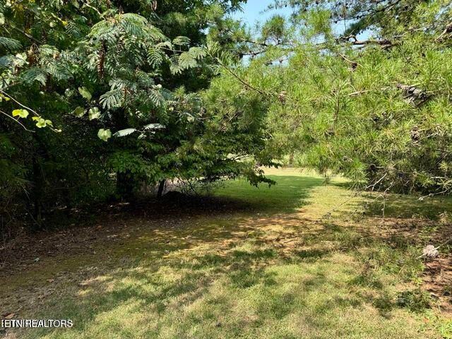 327 Thompson Rd, Madisonville, TN 37354