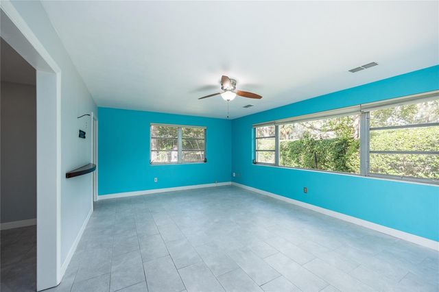 1421 NW 30TH STREET, Gainesville, FL 32605