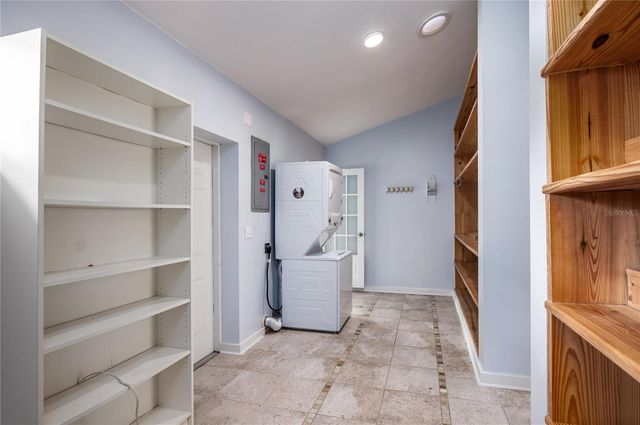 1421 NW 30TH STREET, Gainesville, FL 32605