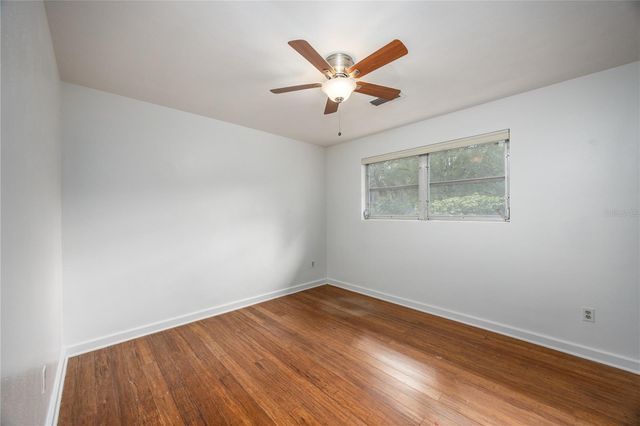 1421 NW 30TH STREET, Gainesville, FL 32605