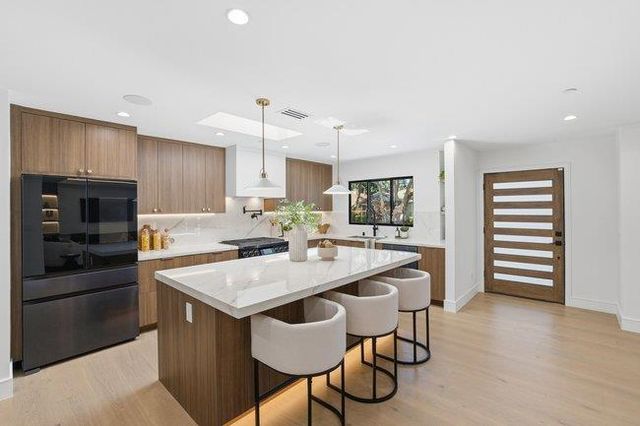 174 Mclellan Avenue, San Mateo, CA 94403