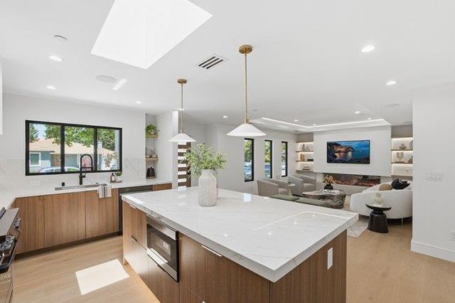174 Mclellan Avenue, San Mateo, CA 94403