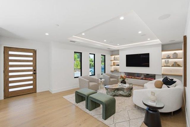 174 Mclellan Avenue, San Mateo, CA 94403
