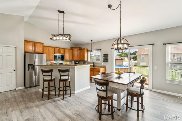 800 Mule Creek Drive, Wentzville, MO 63385