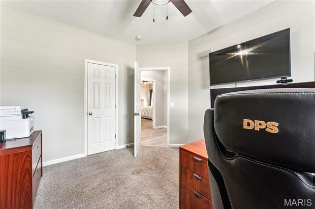 800 Mule Creek Drive, Wentzville, MO 63385