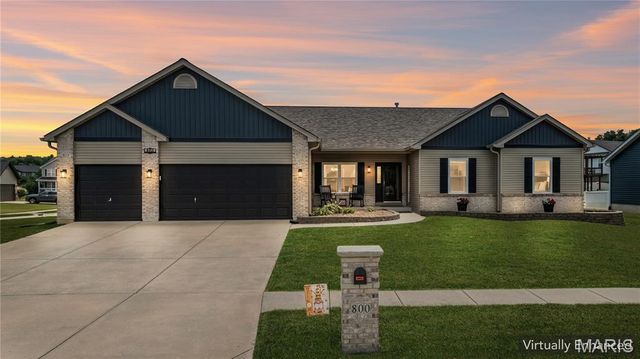 800 Mule Creek Drive, Wentzville, MO 63385