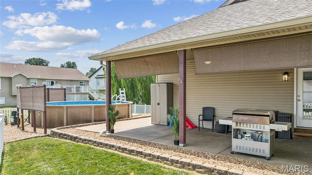 800 Mule Creek Drive, Wentzville, MO 63385