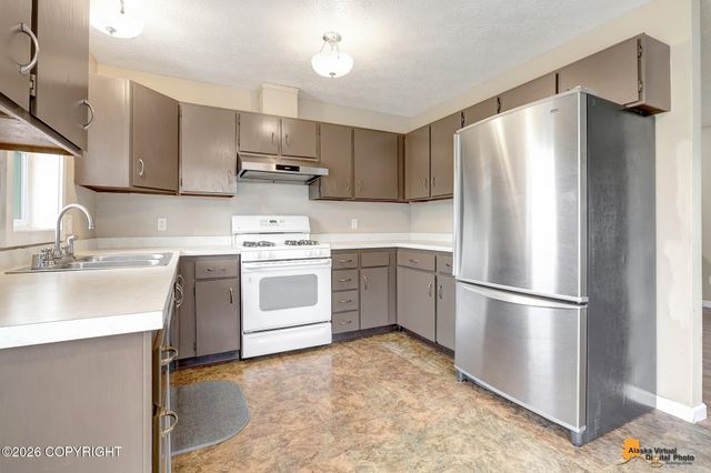 710 N Gulkana Court, Palmer, AK 99645