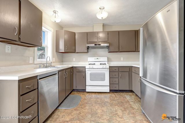 710 N Gulkana Court, Palmer, AK 99645