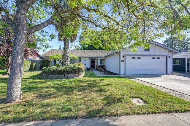 2624 Woodland Ave, Modesto, CA 95358