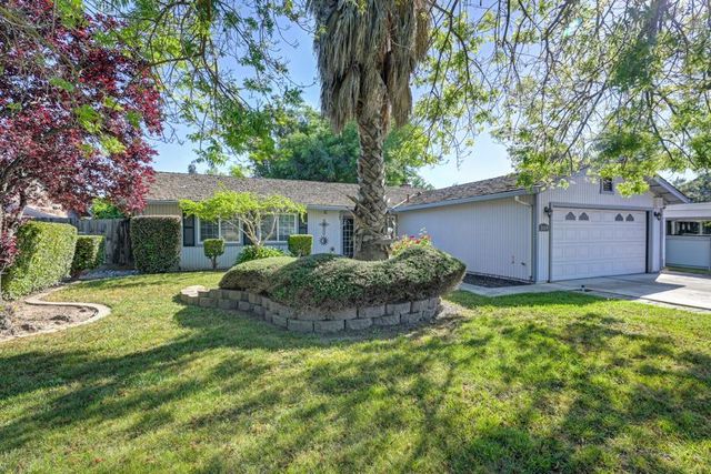 2624 Woodland Ave, Modesto, CA 95358