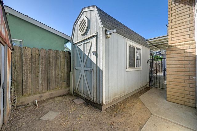 2624 Woodland Ave, Modesto, CA 95358