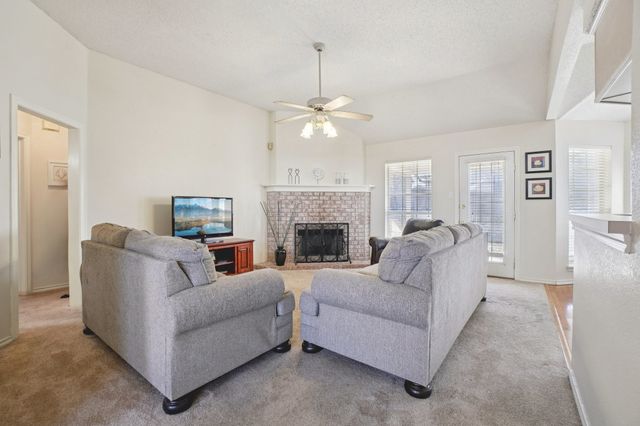 1427 Shadow Run, Weatherford, TX 76086