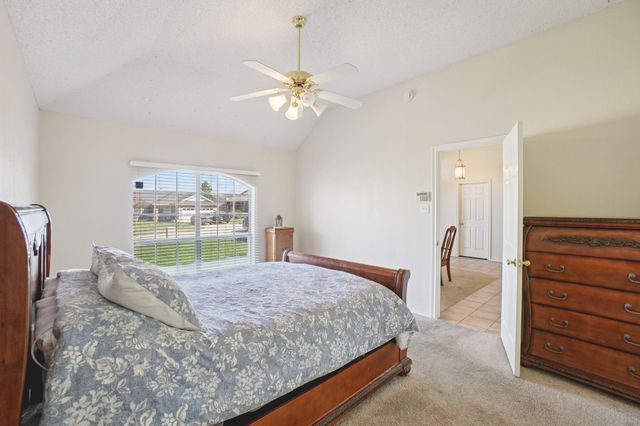 1427 Shadow Run, Weatherford, TX 76086