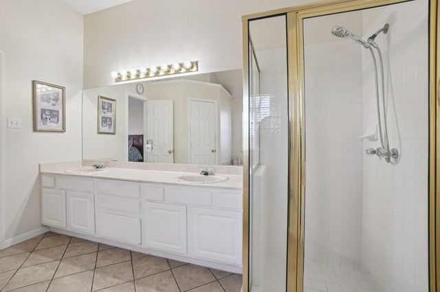 1427 Shadow Run, Weatherford, TX 76086