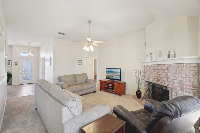 1427 Shadow Run, Weatherford, TX 76086