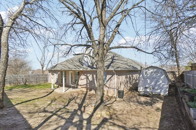 1427 Shadow Run, Weatherford, TX 76086