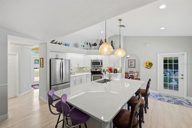 894 BOUNDARY BOULEVARD, Rotonda West, FL 33947