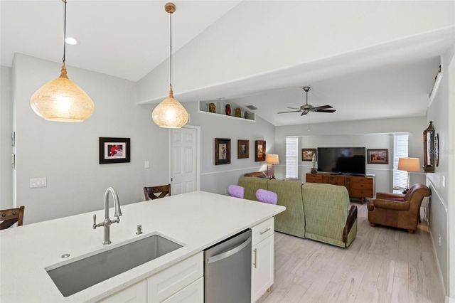 894 BOUNDARY BOULEVARD, Rotonda West, FL 33947