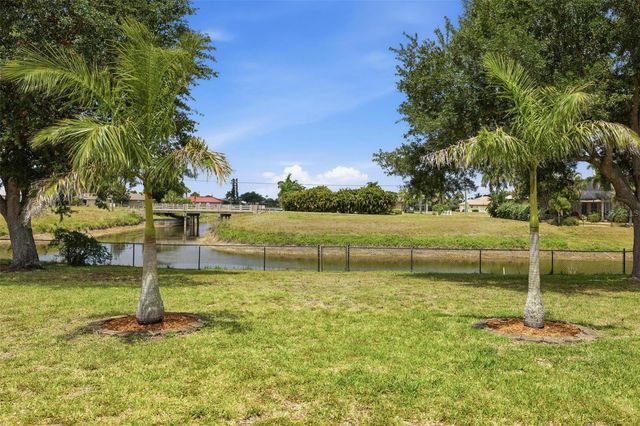 894 BOUNDARY BOULEVARD, Rotonda West, FL 33947