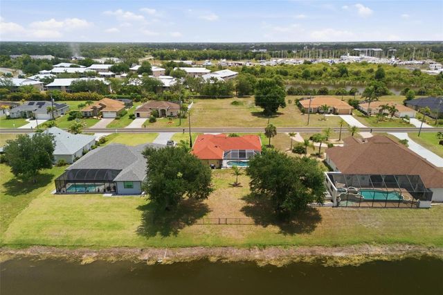 894 BOUNDARY BOULEVARD, Rotonda West, FL 33947