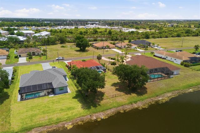 894 BOUNDARY BOULEVARD, Rotonda West, FL 33947
