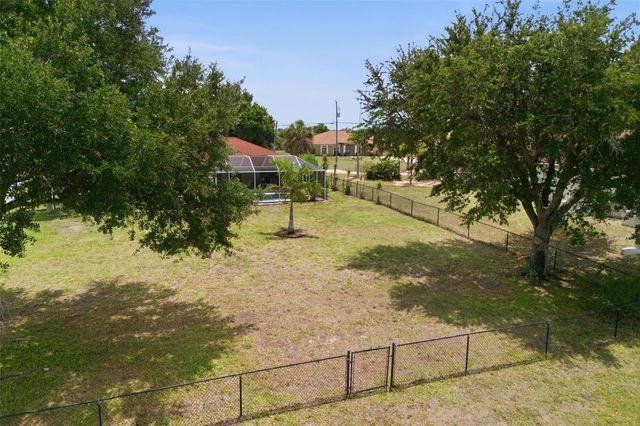 894 BOUNDARY BOULEVARD, Rotonda West, FL 33947
