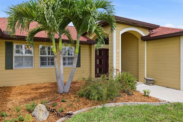 894 BOUNDARY BOULEVARD, Rotonda West, FL 33947