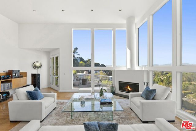 3670 Avenida Del Sol, Studio City (los Angeles), CA 91604