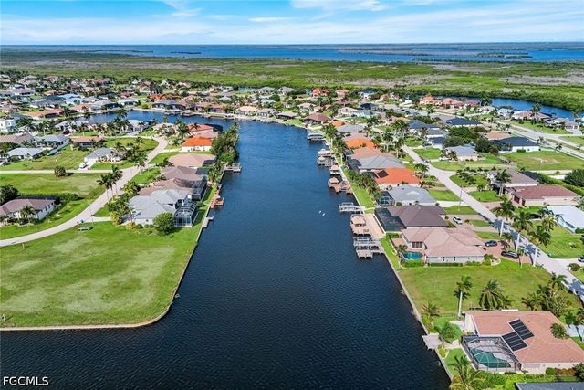 2834 SW 30th ST, Cape Coral, FL 33914