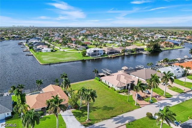 2834 SW 30th ST, Cape Coral, FL 33914