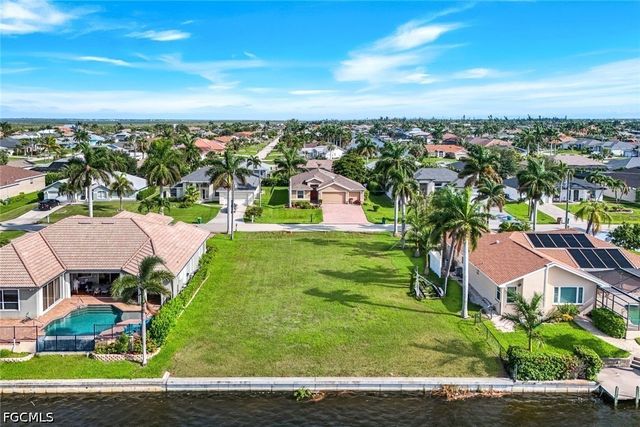 2834 SW 30th ST, Cape Coral, FL 33914