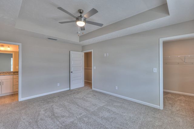 33 Hardwood Rd, Tullahoma, TN 37388