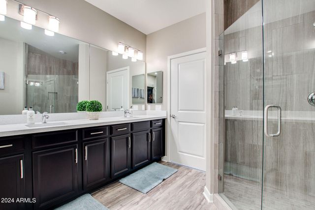 2511 W QUEEN CREEK Road 356, Chandler, AZ 85248