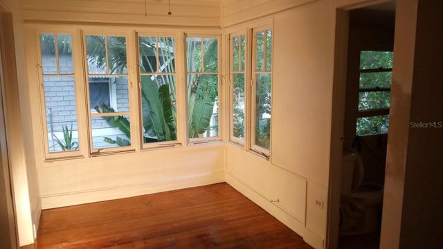 750 7TH AVENUE N, St Petersburg, FL 33701