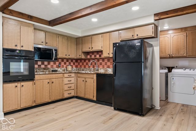 7260 Crest Lane, Indianapolis, IN 46256