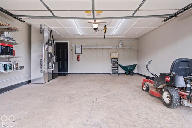 7260 Crest Lane, Indianapolis, IN 46256