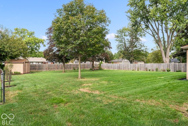 7260 Crest Lane, Indianapolis, IN 46256