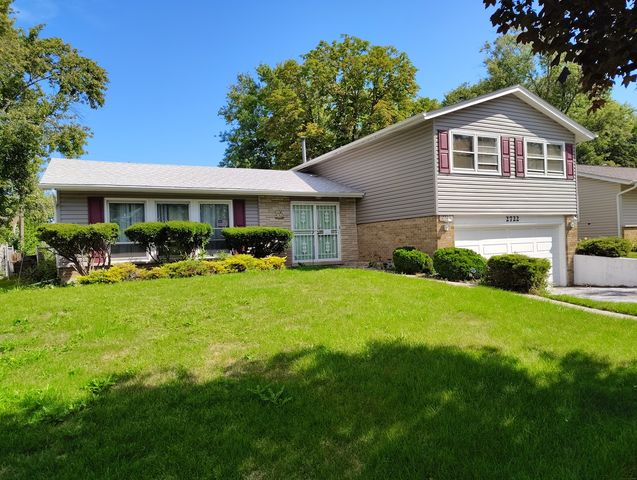 2722 Cherrywood Lane, Hazel Crest, IL 60429