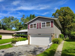 2722 Cherrywood Lane, Hazel Crest, IL 60429