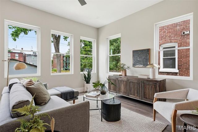 4439 Gibson Avenue, St Louis, MO 63110
