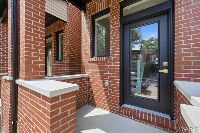 4439 Gibson Avenue, St Louis, MO 63110