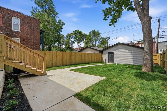 4439 Gibson Avenue, St Louis, MO 63110